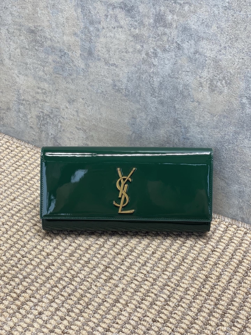 Y51 clutch bags